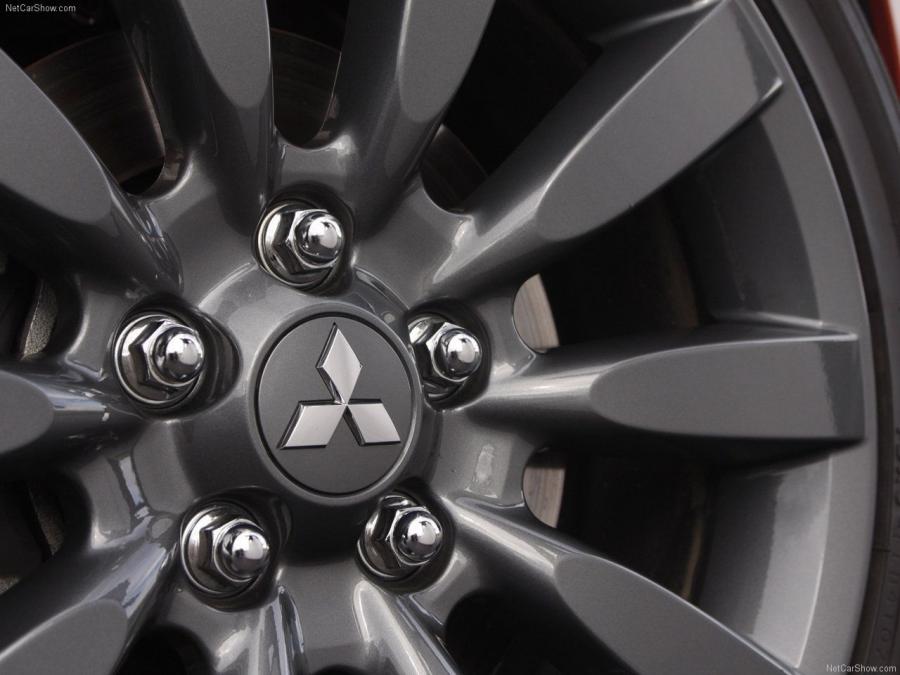  Mitsubishi Lancer Sportback Ralliart 2009 года  (фото 82 из 93)